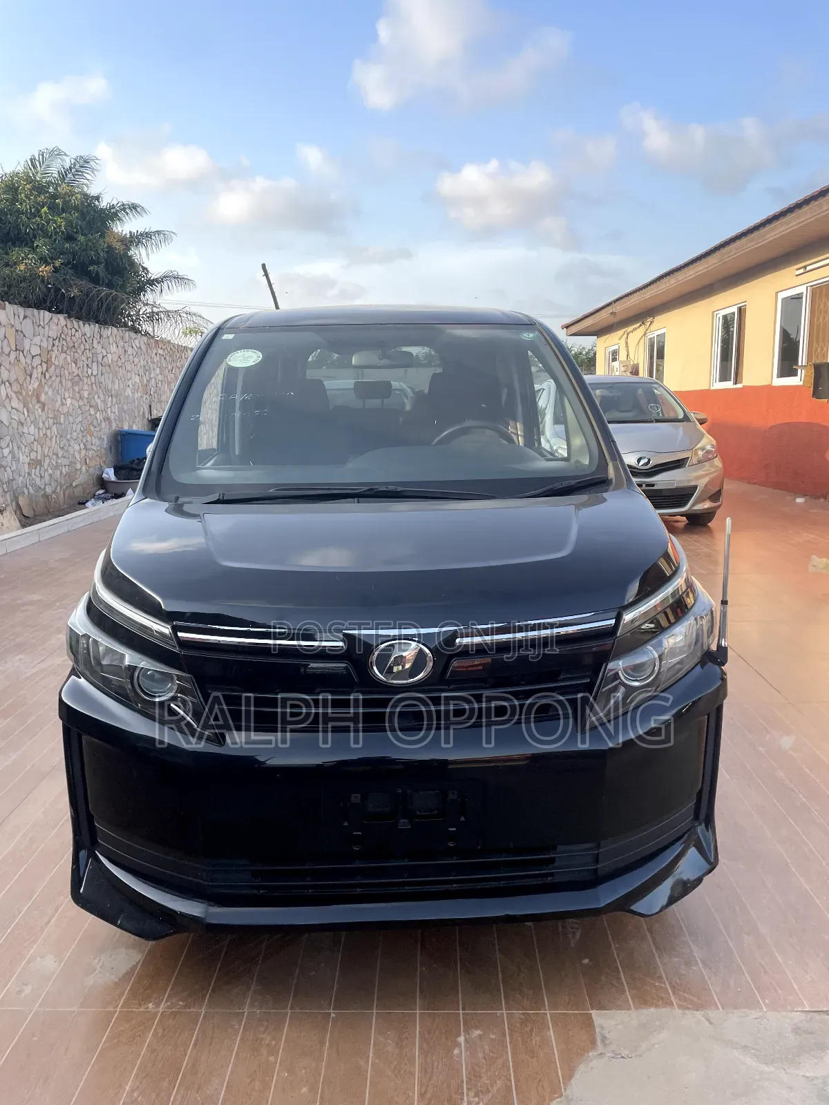 Toyota Voxy 2015 Black