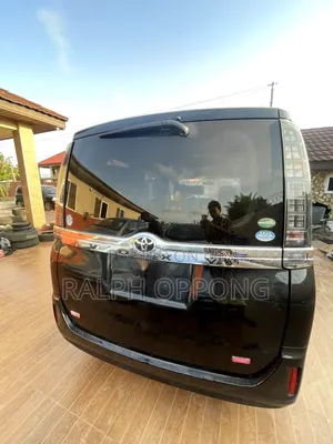 Toyota Voxy 2015 Black