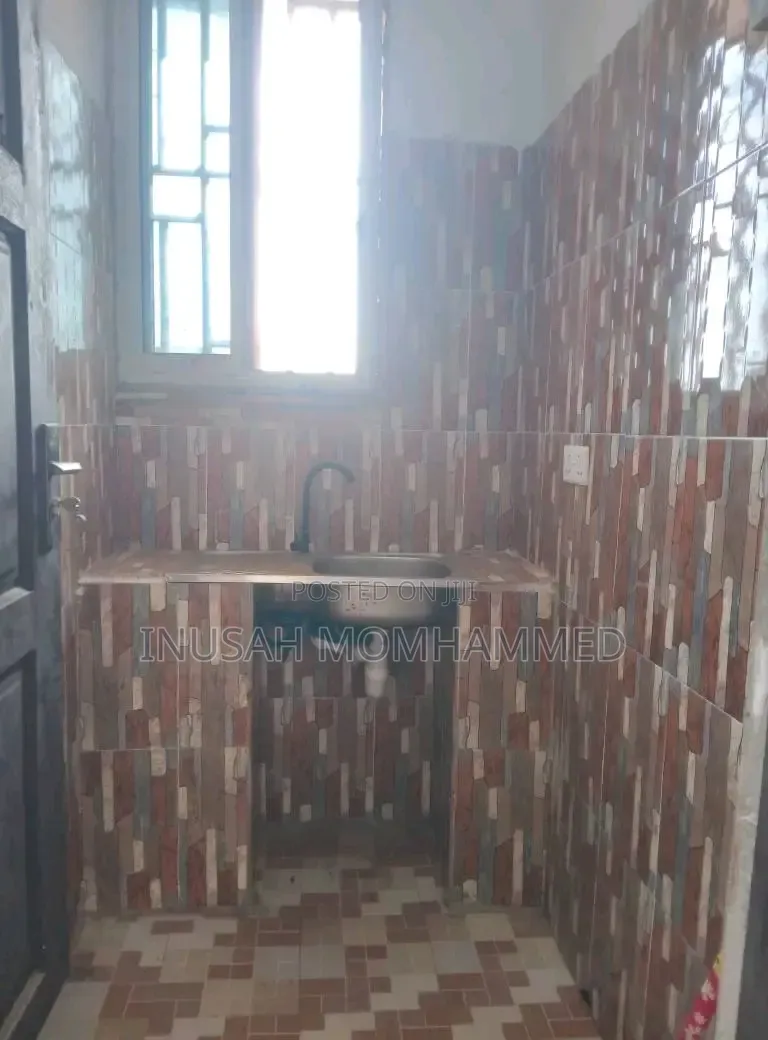 1bdrm Apartment in Inusah, Pentecost for rent
