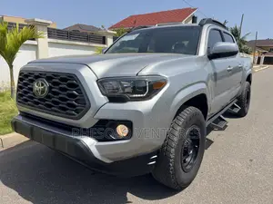 Toyota Tacoma SR 4x4 Access Cab 127.4 in. WB 2020 Silver