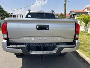 Toyota Tacoma SR 4x4 Access Cab 127.4 in. WB 2020 Silver