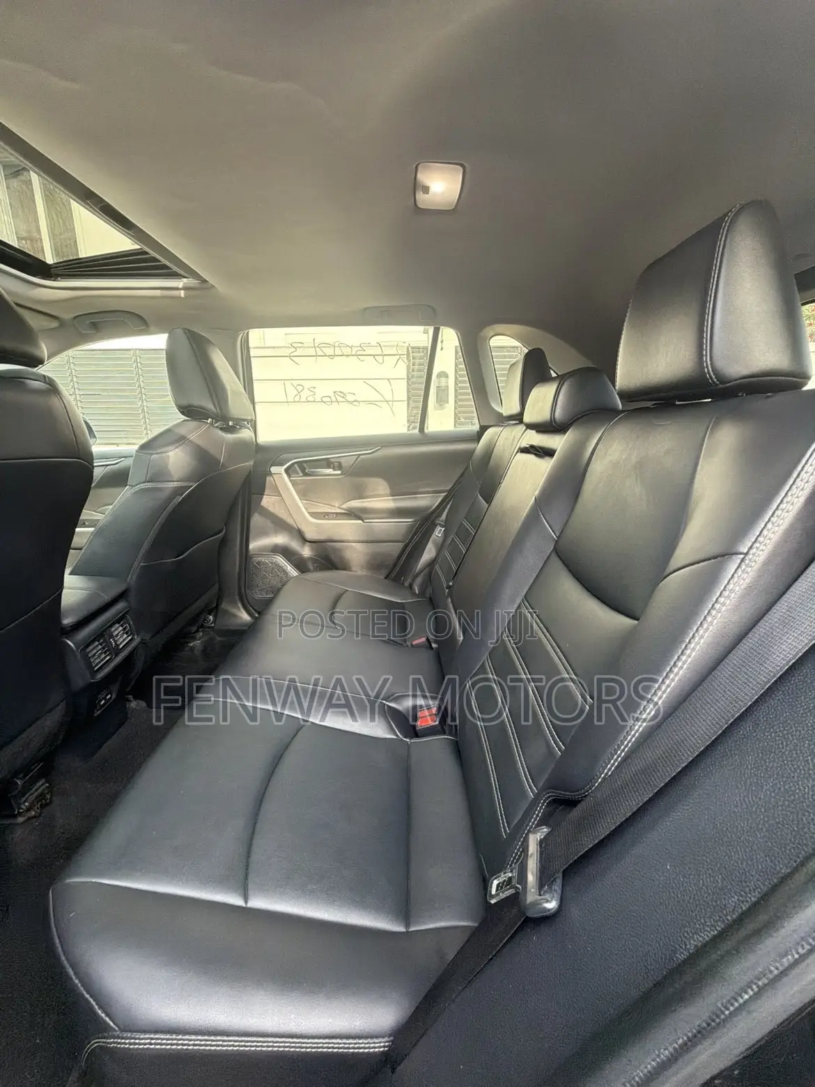 Toyota RAV4 XLE 2022 Black