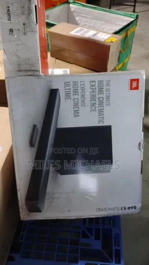 JBL Bar 5.1 Soundbar With Built-in Virtual Surround 10"