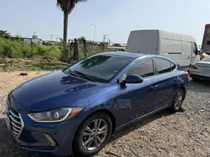 Hyundai Elantra Value Edition 2018 Blue