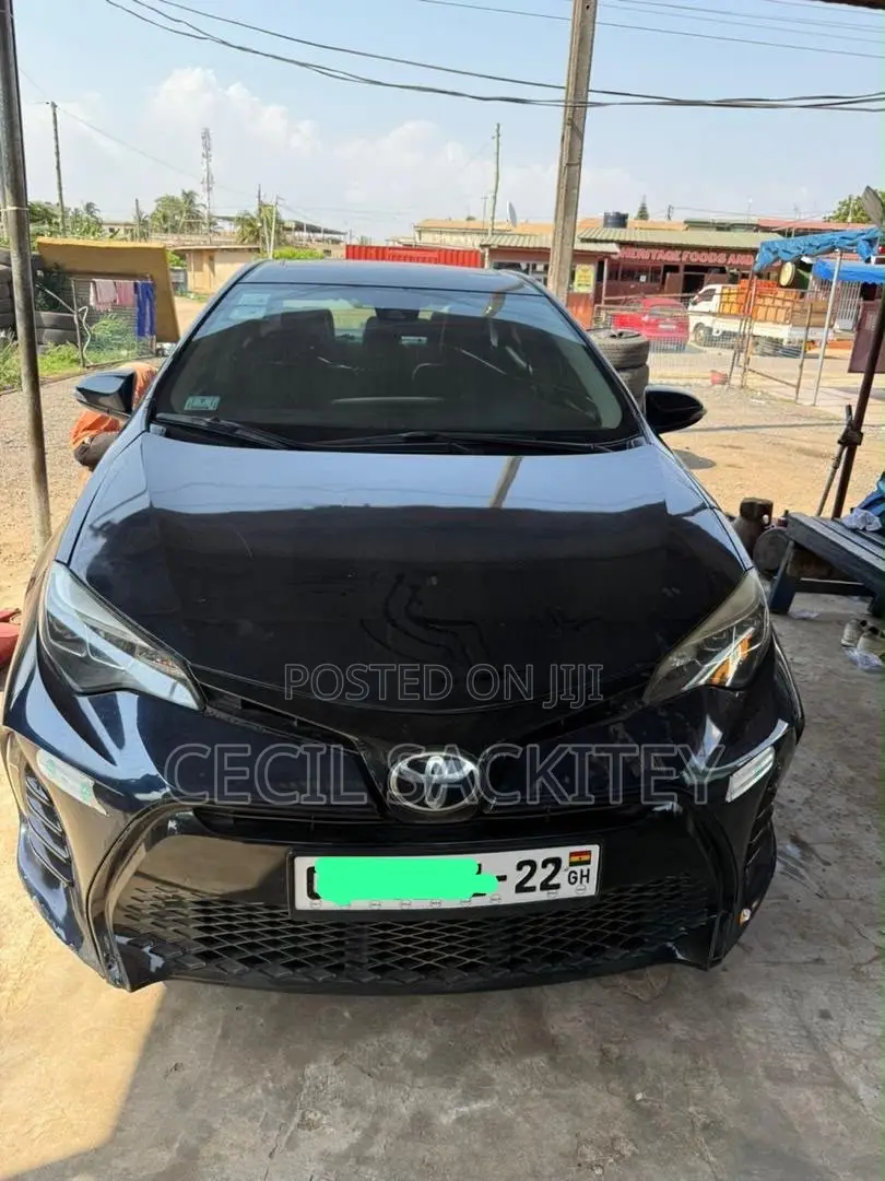 Toyota Corolla SE 4dr Sedan (1.8L 4cyl CVT) 2017 Black