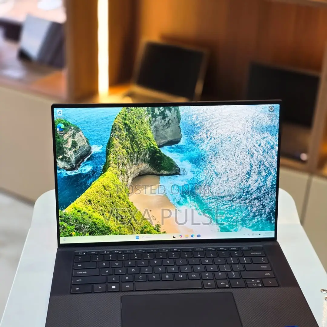 Laptop Dell Precision 5570 32GB Intel Core i7 SSD 1T