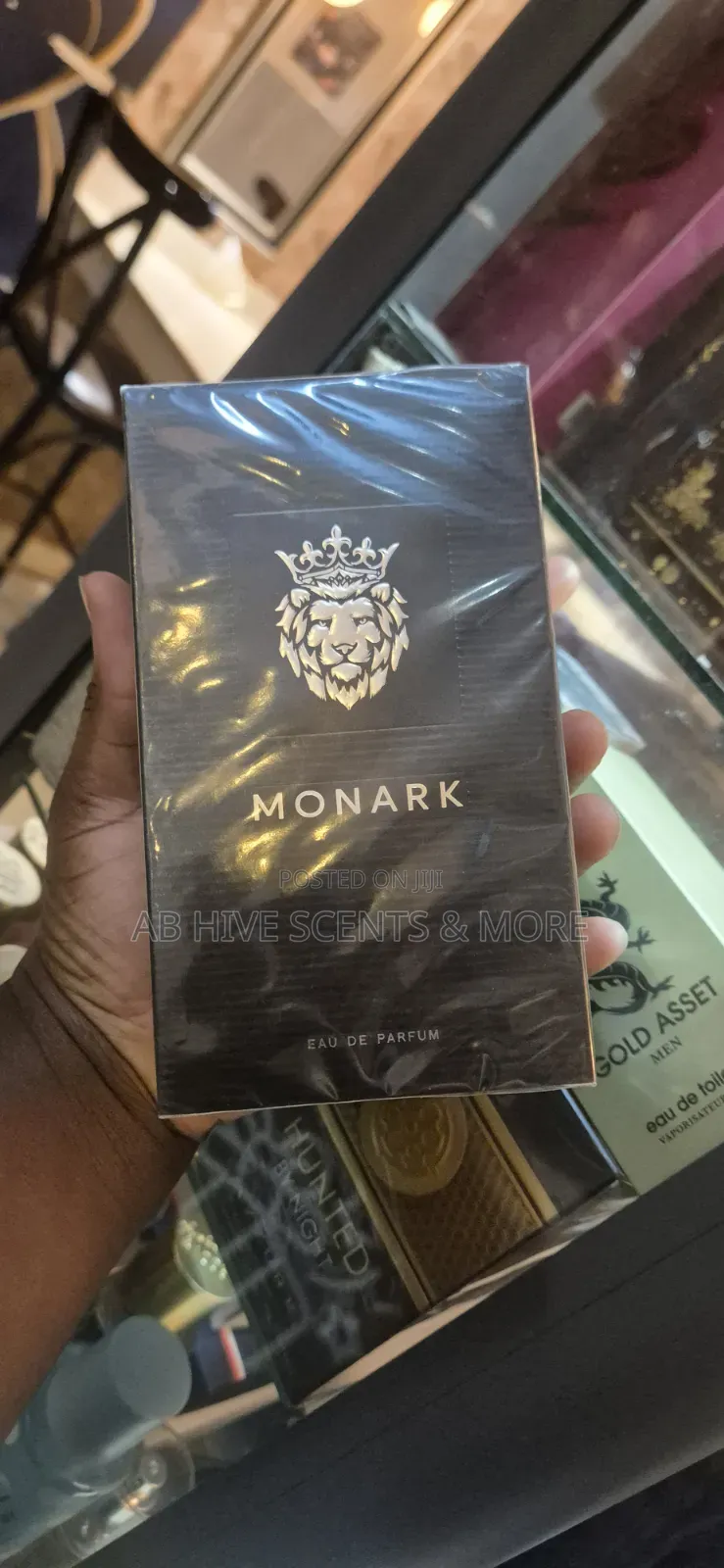 Monark Perfume