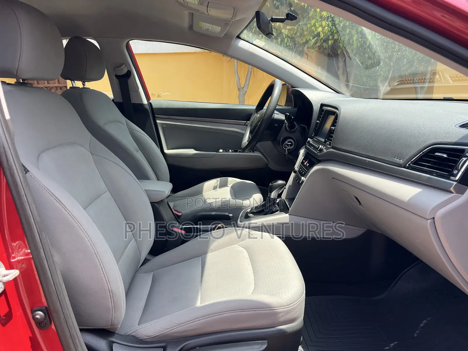 Hyundai Elantra SE 2018 Red