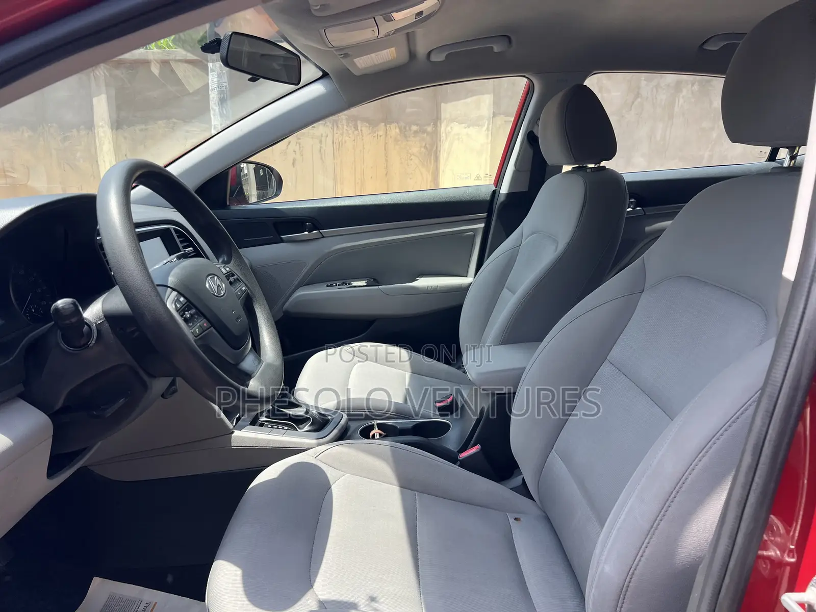 Hyundai Elantra SE 2018 Red