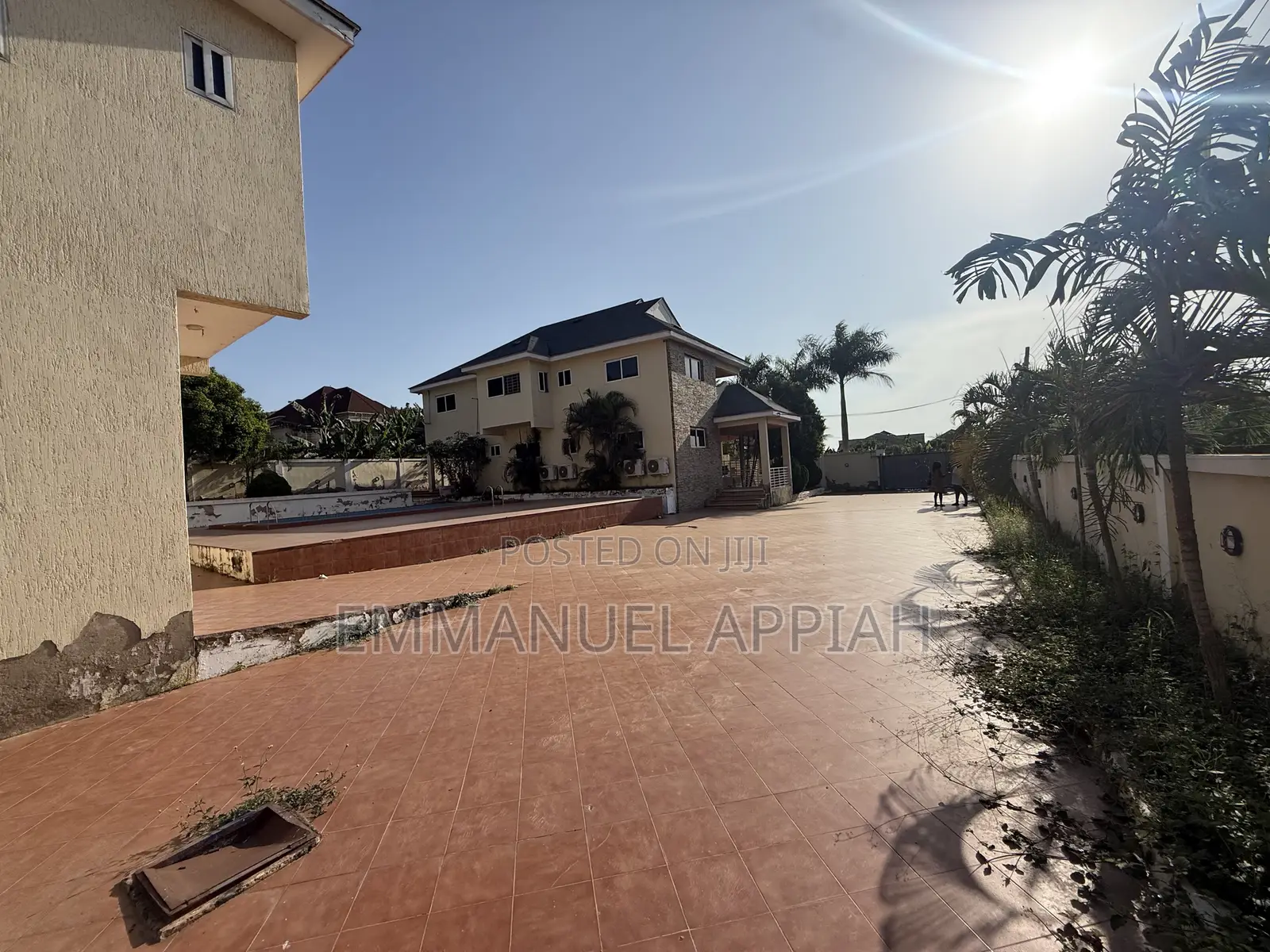 5bdrm Mansion in Pokuase Katapo for sale