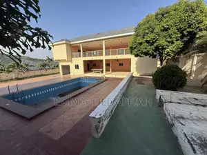 5bdrm Mansion in Pokuase Katapo for sale