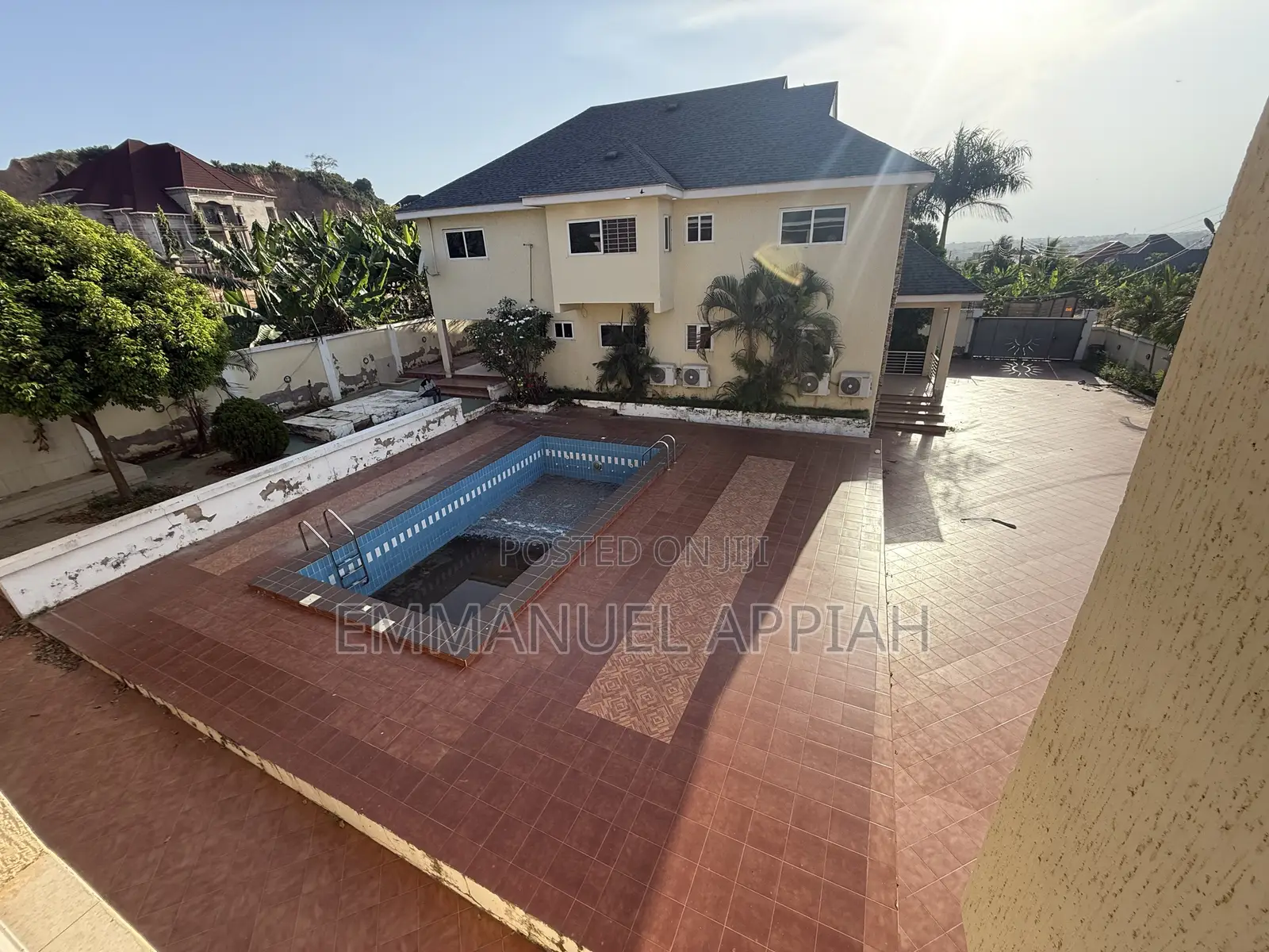 5bdrm Mansion in Pokuase Katapo for sale