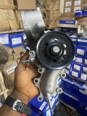 Water Pump Toyota Landcruiser V8 1VD Engine