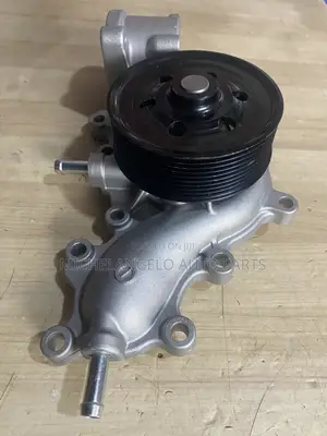 Water Pump Toyota Landcruiser V8 1VD Engine