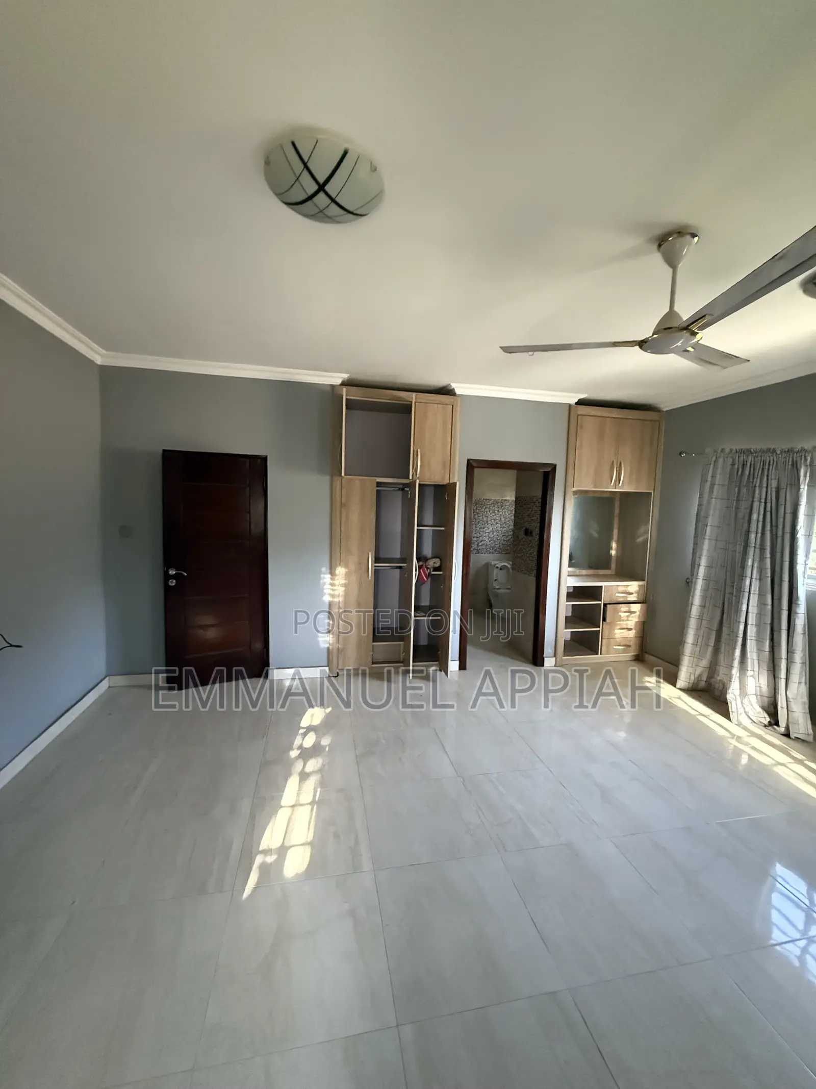 5bdrm Mansion in Pokuase Katapo for sale