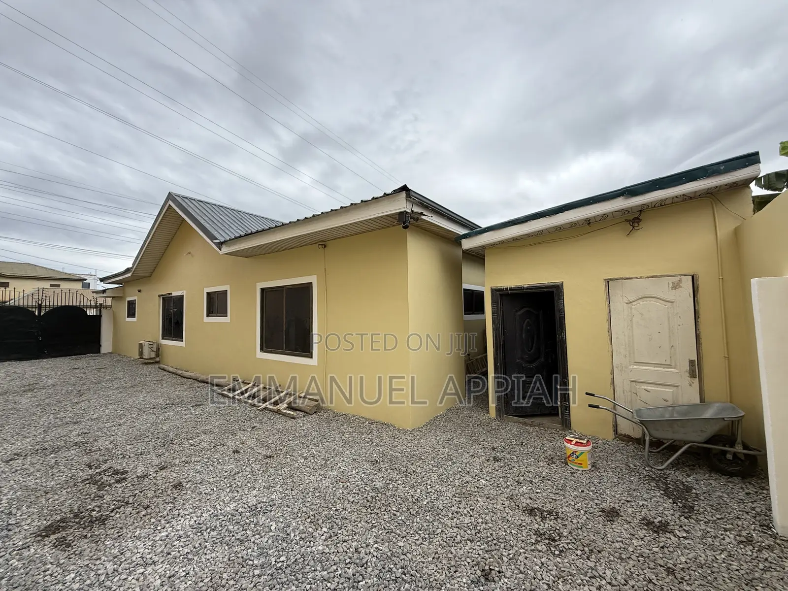 3bdrm House in Kasoa Chrispo for sale