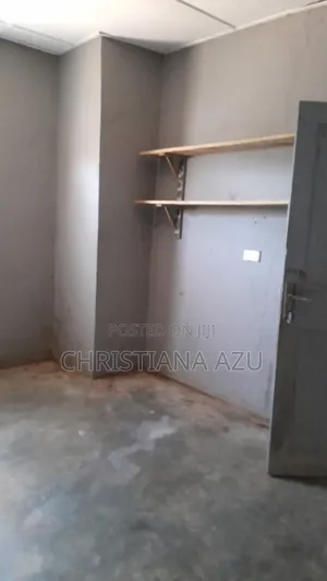 1bdrm Room & Parlour in Sowutuom Estate, Sowutwuom for rent