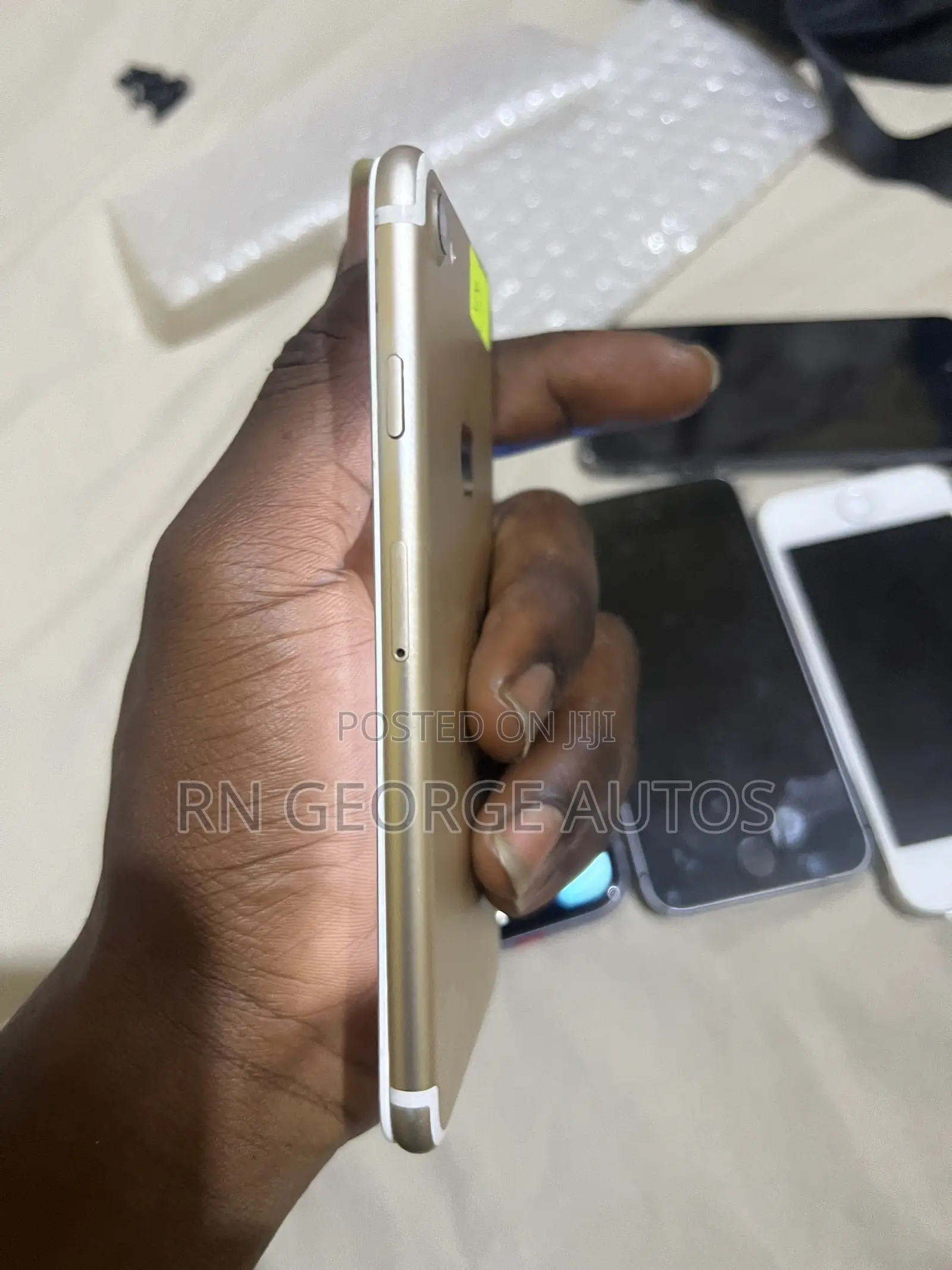 Apple iPhone 7 32 GB Gold