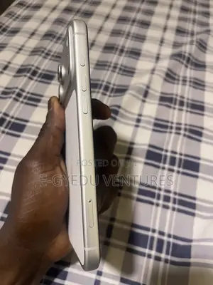 New Apple iPhone 17 Pro Max 256 GB Silver