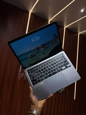 Laptop Apple MacBook Pro 2020 16GB Intel Core i5 SSD 512GB
