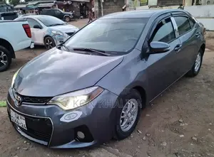 Toyota Corolla 2015 Gray