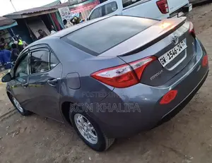 Toyota Corolla 2015 Gray