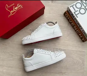 Christian Louboutin Louis Junior Spikes