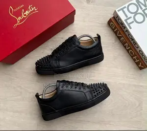 Christian Louboutin Louis Junior Spikes