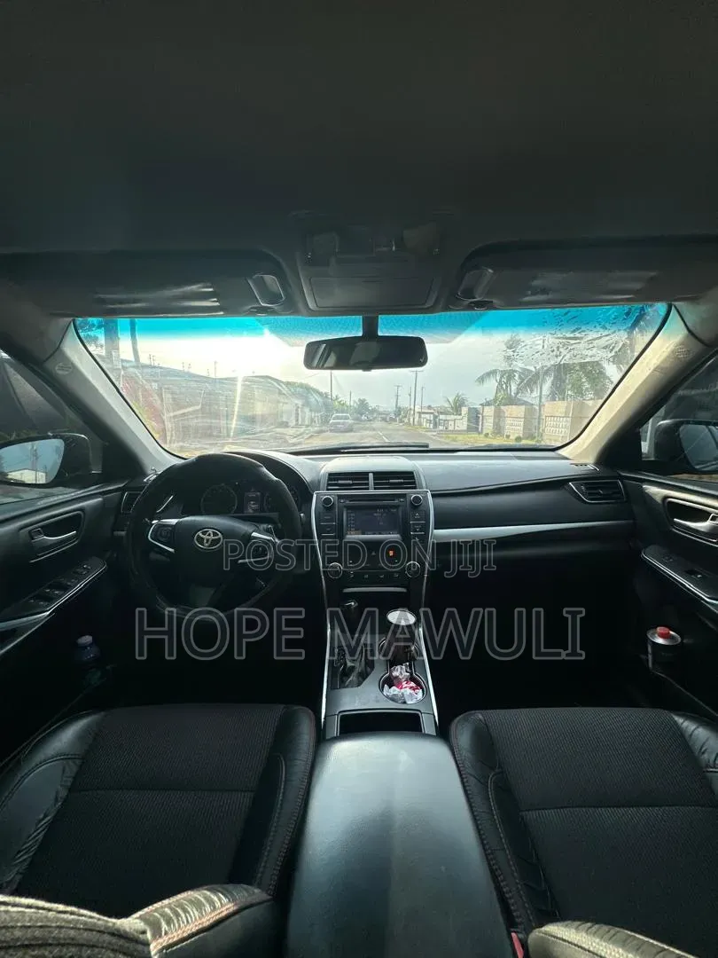 Toyota Camry SE 4dr Sedan (2.5L 4cyl 6A) 2017 Black