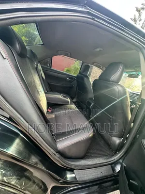 Toyota Camry SE 4dr Sedan (2.5L 4cyl 6A) 2017 Black