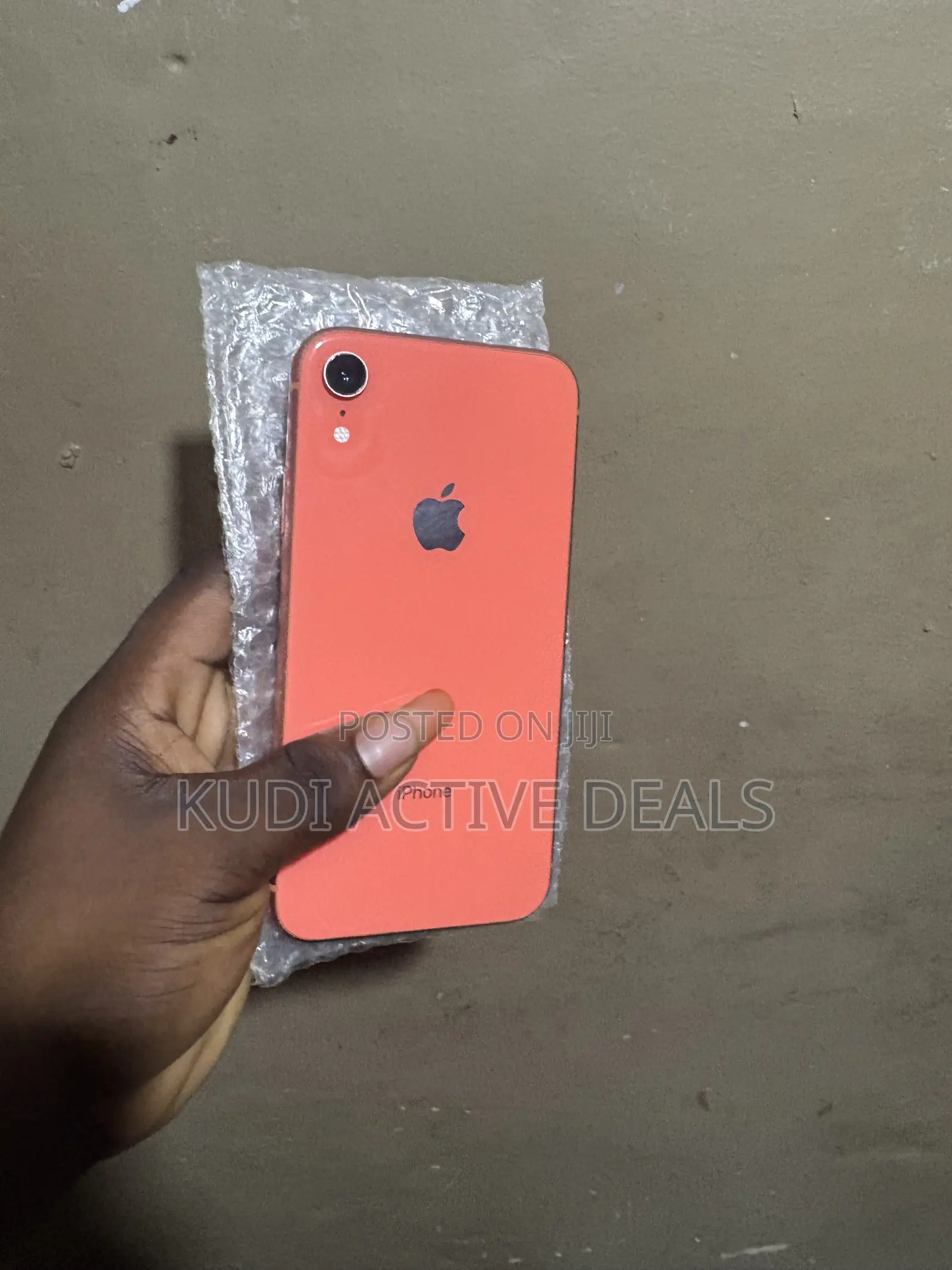 New Apple iPhone XR 64 GB Orange