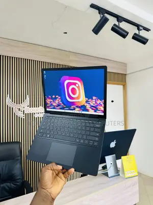 Laptop Microsoft Surface Laptop 5 16GB Intel Core i7 SSD 512GB