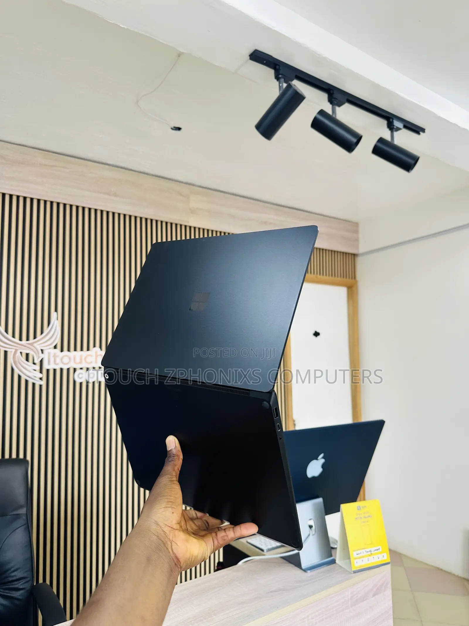 Laptop Microsoft Surface Laptop 5 16GB Intel Core i7 SSD 512GB