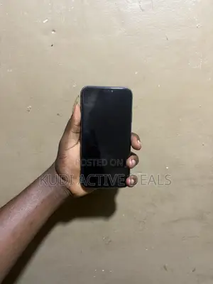 Apple iPhone 11 64 GB Black