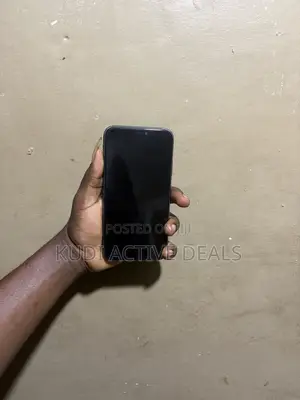 Apple iPhone 11 64 GB Black