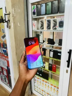 Apple iPhone 11 64 GB Black