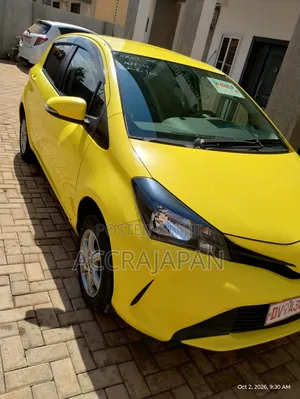 Toyota Vitz 1.3 AWD 5dr 2015 Yellow