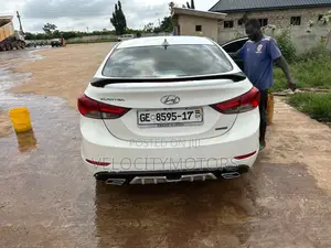 Hyundai Elantra Limited 4dr Sedan (1.8L 4cyl 6A) 2015 White