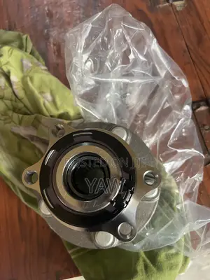 Mitsubishi Outlander - 2016-2020 Front Hub