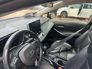 Toyota Corolla LE 2021