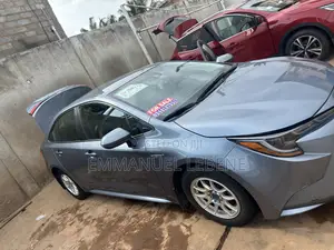 Toyota Corolla LE 2021