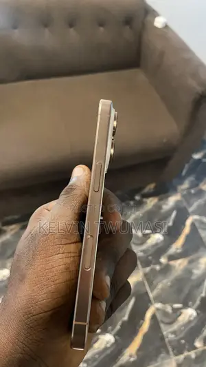 Apple iPhone 16 Pro 256 GB Gold