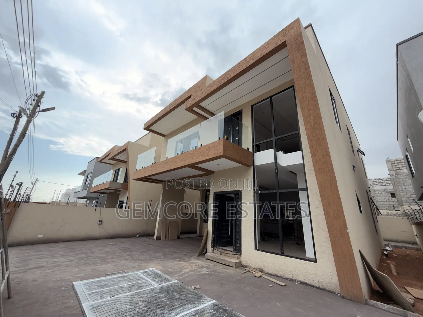 4bdrm House in East Legon Hills, Ashaley Botwe for sale