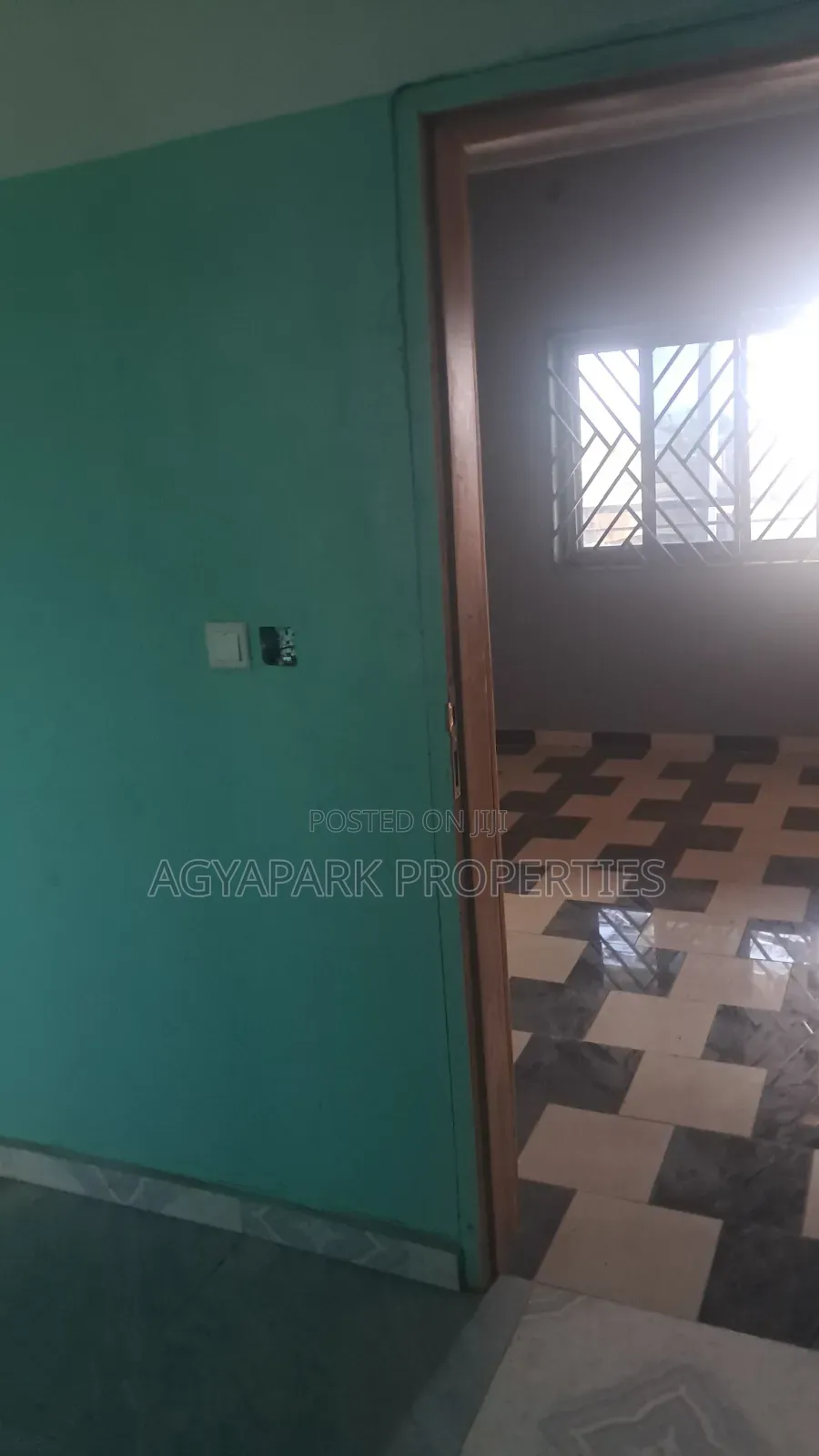 2bdrm Apartment in Doblogono Event, Ga West Municipal for rent