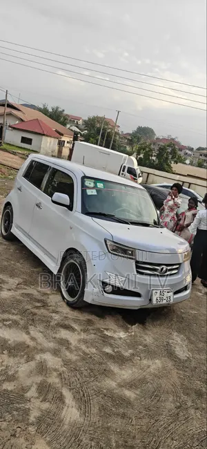 Toyota bB 2013 Gray