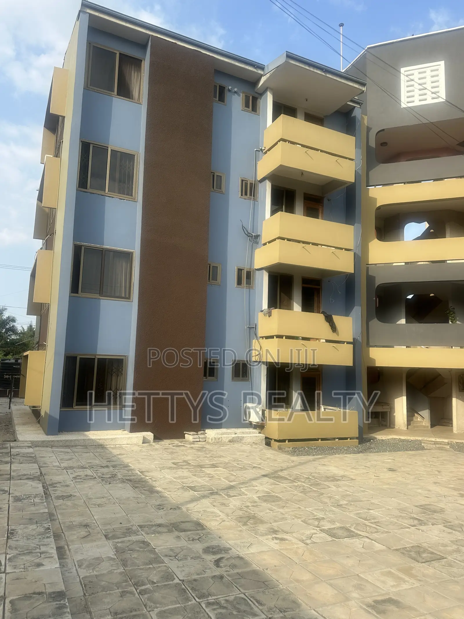 2bdrm Block of Flats in Sakumono for sale