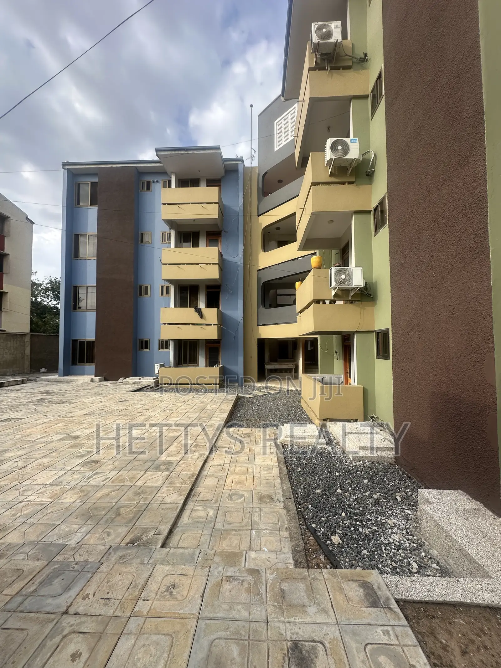 2bdrm Block of Flats in Sakumono for sale