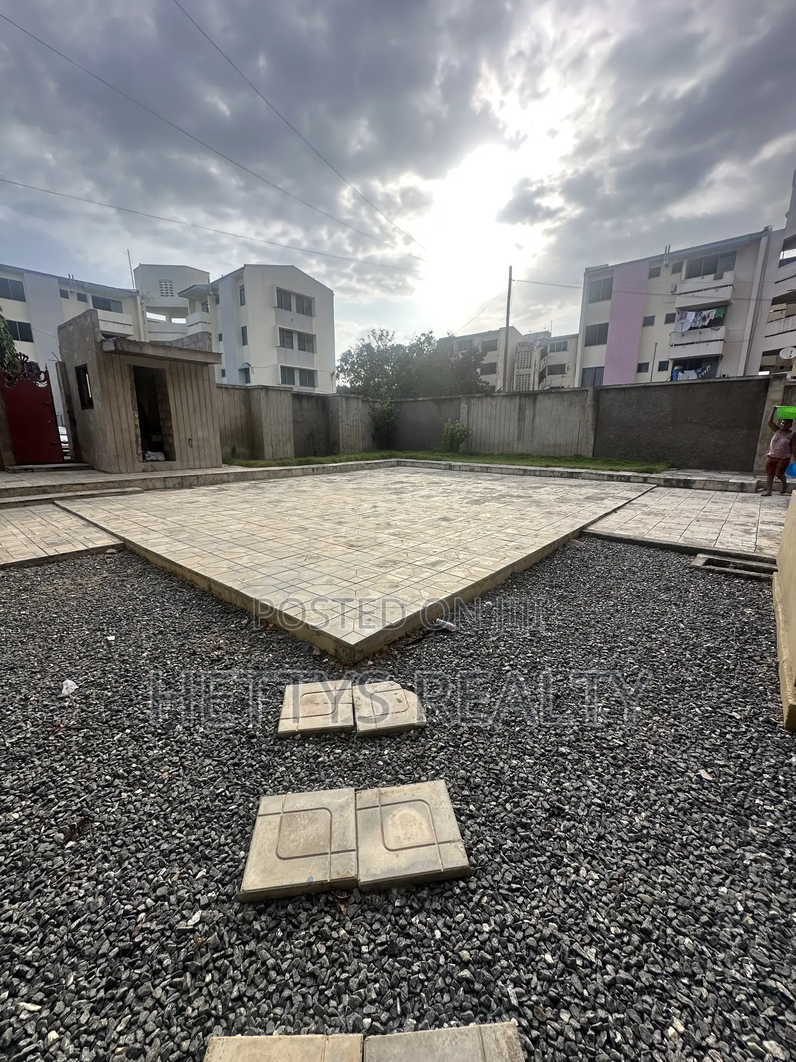 2bdrm Block of Flats in Sakumono for sale
