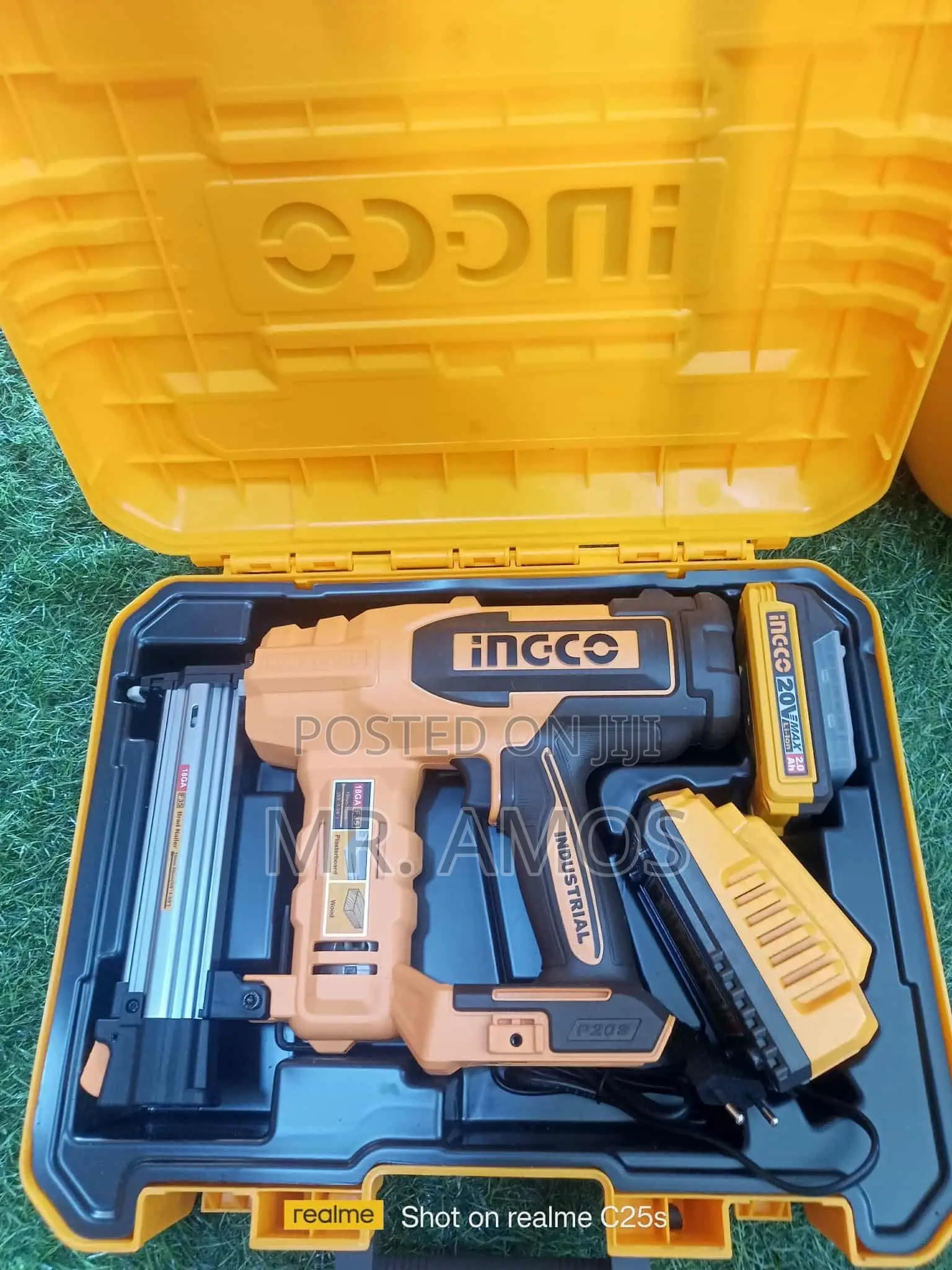 35mm Cordless Brad Nailer + 1x2.0Ah Battery -