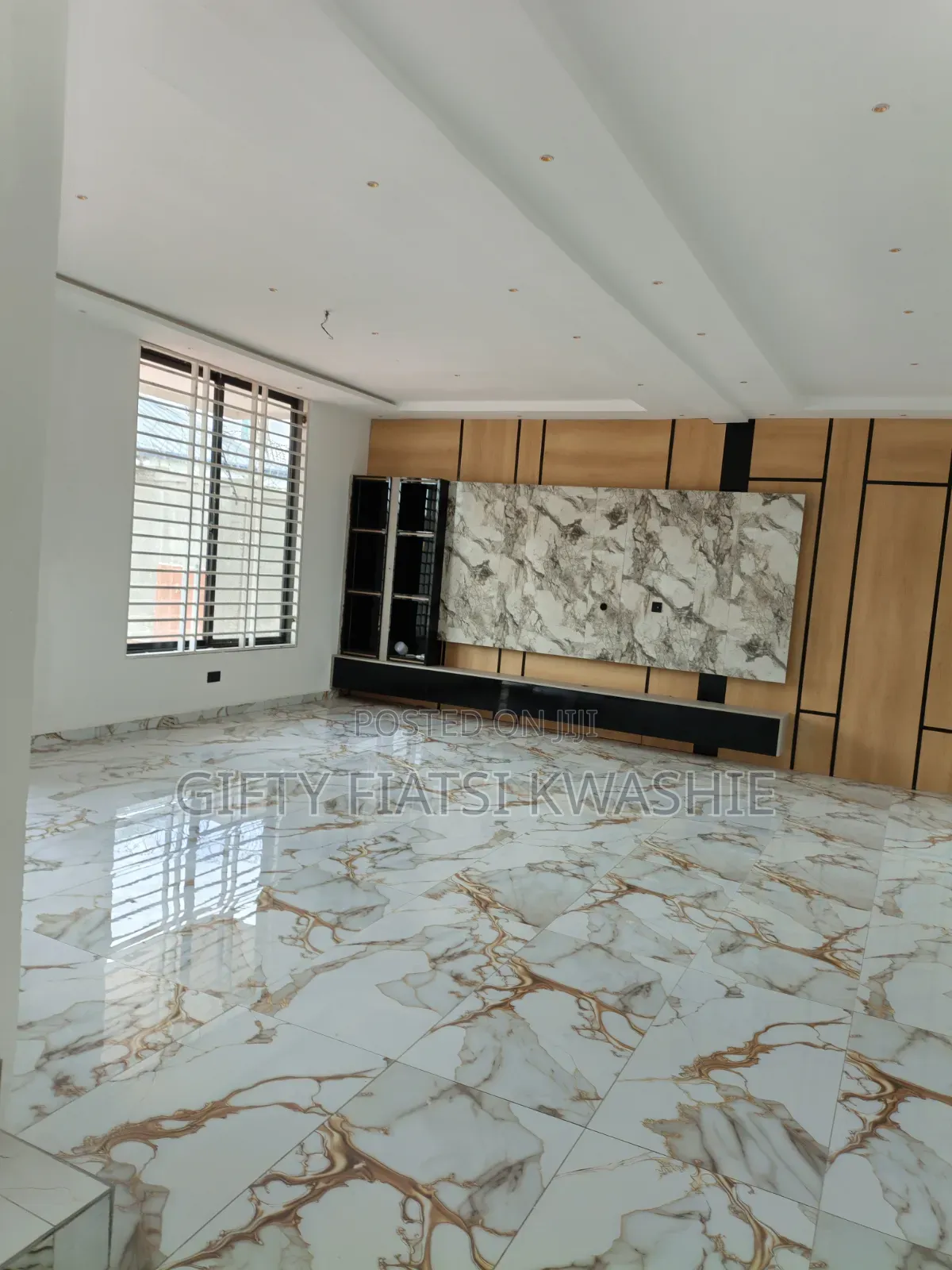 5bdrm House in Daban Newsite, Kumasi Metropolitan for sale